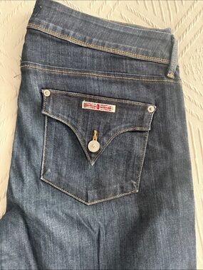 HUDSON Dark Wash Women’s Jeans with Pocket Flap